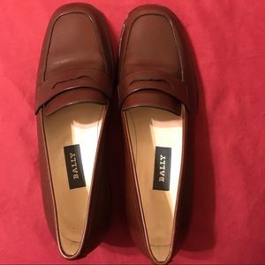 Brand new Bally brown shoe. Made in Italy.